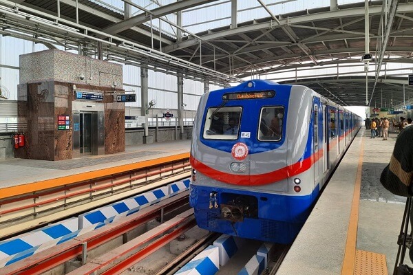 Metro Railway Kolkata begins trial run on Noapara – Dakshineswar stretch