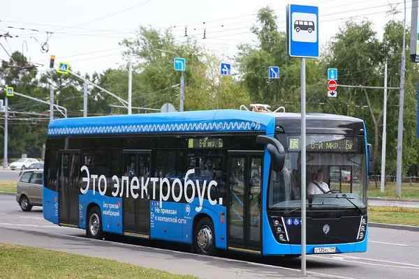 Moscow launches test trial run of the first Russian-made articulated electric bus